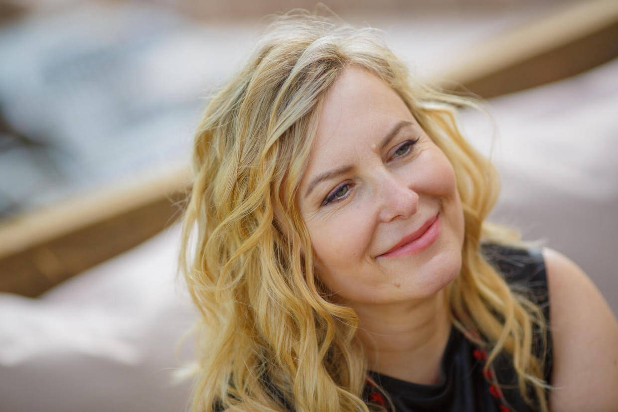 head and shoulders photo of svitlana gunning smiling